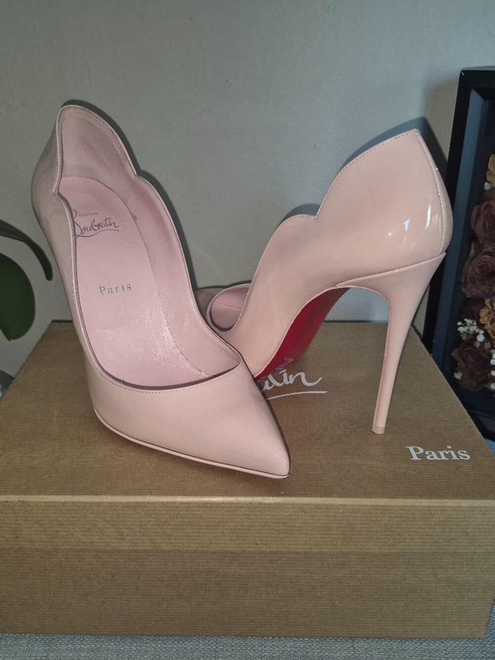 Hot Chick Christian Louboutins size 39 100mm